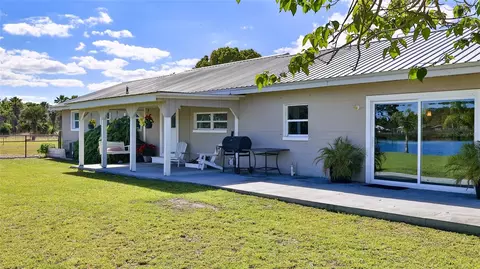677 S 415, New Smyrna Beach, FL 32168