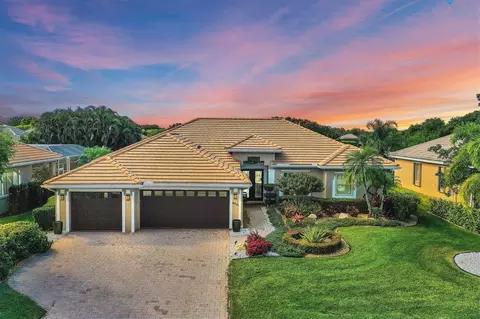 6211 Stillwater Ct, University Park, FL 34201