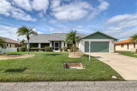 5822 Jackson Ln, Venice, FL 34293