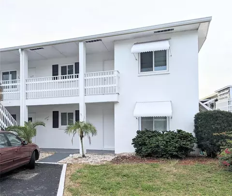 5920 Todd St #B6, Bradenton, FL 34207