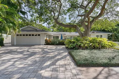 4810 Bay Shore Rd, Sarasota, FL 34234