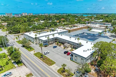 528 Barcelona Ave #211, Venice, FL 34285