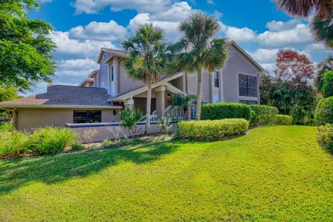 1616 Starling Dr #205, Sarasota, FL 34231