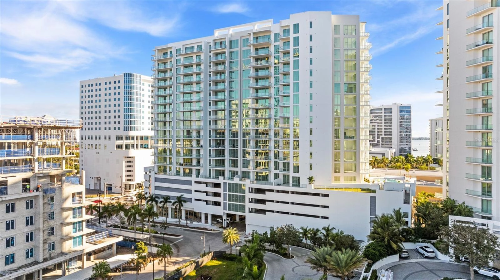 301 Quay Cmns Unit 1204