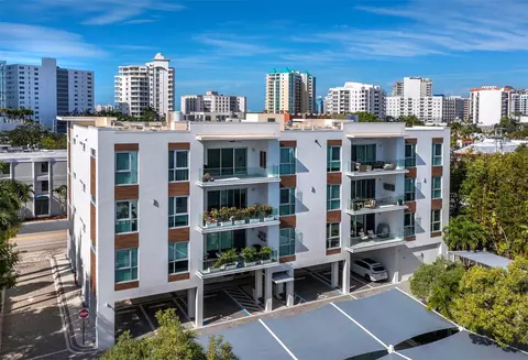 635 S Orange Ave #202, Sarasota, FL 34236
