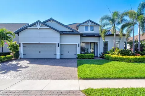 7973 Grande Shores Dr, Sarasota, FL 34240