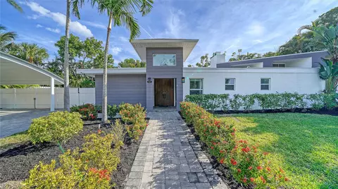 646 Canal Rd, Sarasota, FL 34242