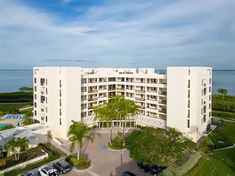 2016 Harbourside Dr #312, Longboat Key, FL 34228