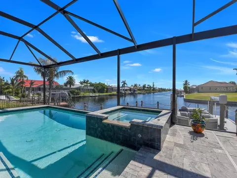 2728 Gleason Pkwy, Cape Coral, FL 33914