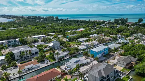 672 Jungle Queen Way, Longboat Key, FL 34228