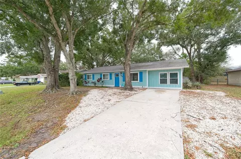 3988 San Luis Dr, Sarasota, FL 34235