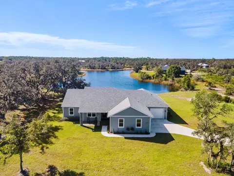 40206 11th Ave E, Myakka City, FL 34251