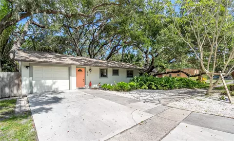 3940 Brookside Dr, Sarasota, FL 34231