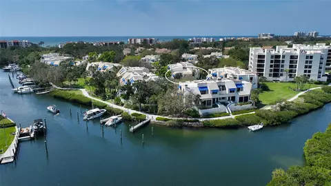 1922 Harbourside Dr #1101, Longboat Key, FL 34228