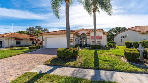 4110 Murfield Dr E, Bradenton, FL 34203 photo 1