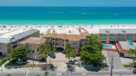 1900 Gulf Dr N #11, Bradenton Beach, FL 34217