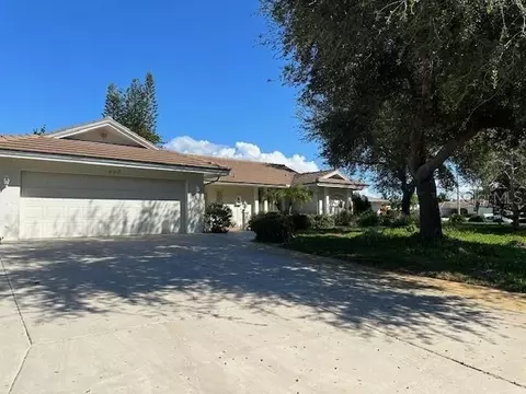 443 Bellini Cir, Nokomis, FL 34275