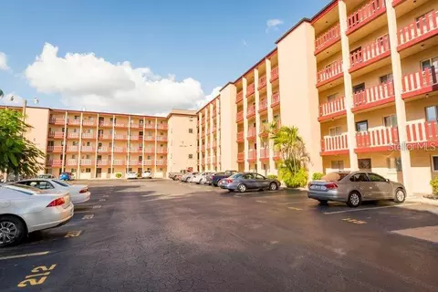 4147 Lake Bayshore Dr #510, Bradenton, FL 34205