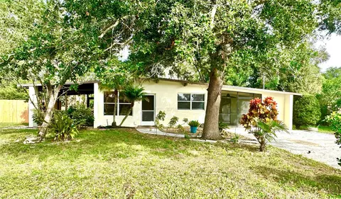 4495 Longford Dr, Sarasota, FL 34232