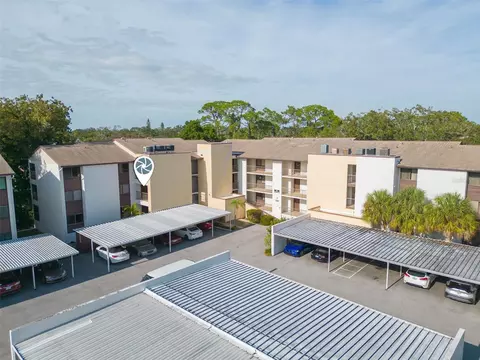 2733 Orchid Oaks Dr #202BAY, Sarasota, FL 34239