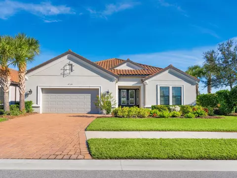 8728 Mangilli Rd, Sarasota, FL 34238