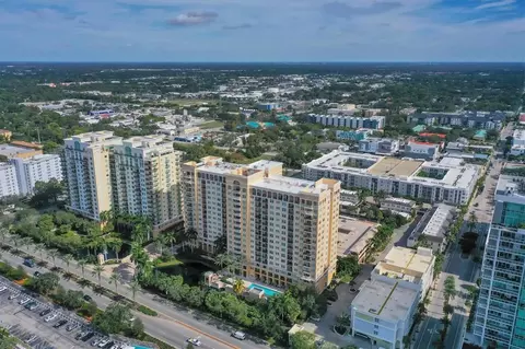 750 N Tamiami Trl #1418, Sarasota, FL 34236