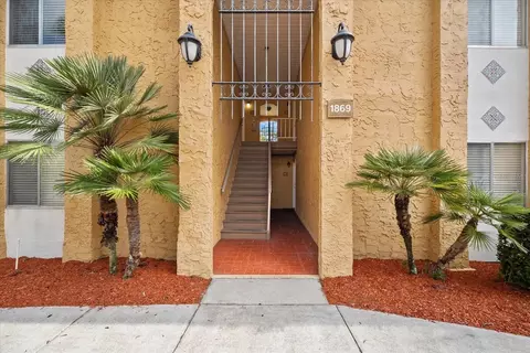 1869 Toucan Way #407, Sarasota, FL 34232