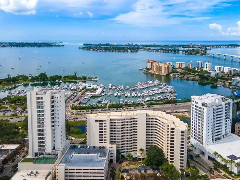1255 N Gulfstream Ave #305, Sarasota, FL 34236
