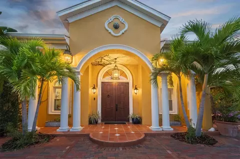614 Owl Way, Sarasota, FL 34236