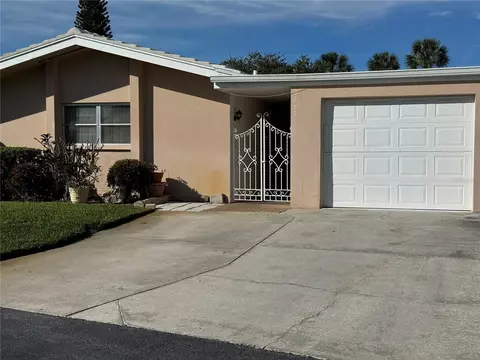 3281 Southfield Ln #921, Sarasota, FL 34239