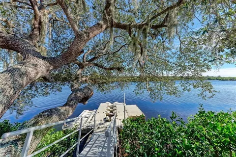 2618 River Bend Dr, Ruskin, FL 33570