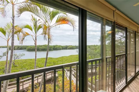 1510 Pelican Point Rd #270, Sarasota, FL 34231