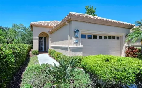 3954 Alamanda Dr, Sarasota, FL 34238