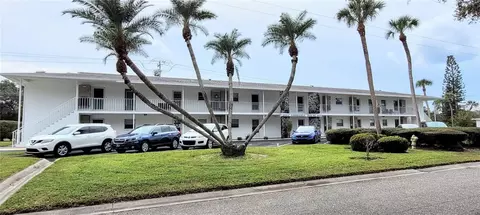3900 Roxane Blvd #10B, Sarasota, FL 34235