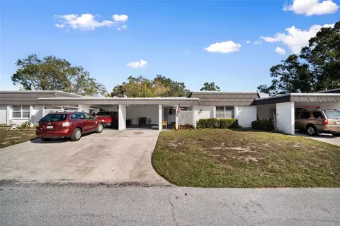3987 Overlook Bnd #17, Sarasota, FL 34232