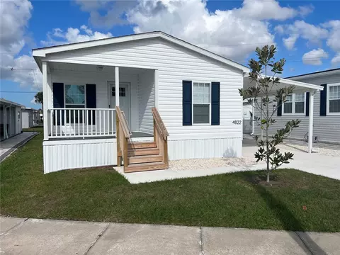4822 Tri Par Dr, Sarasota, FL 34234
