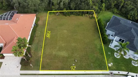 10139 Woodborne Pl, Bradenton, FL 34202