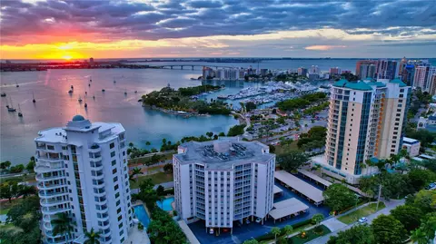 435 S Gulfstream Ave #1101, Sarasota, FL 34236