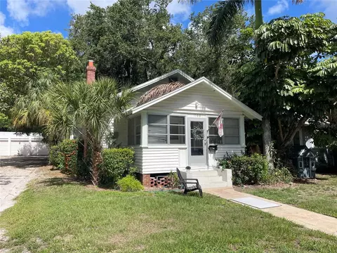 1108 22nd St W, Bradenton, FL 34205
