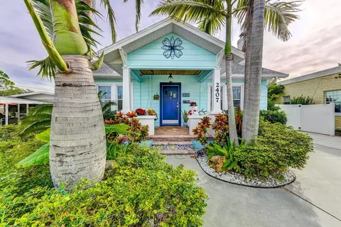 2407 14th Ave W, Bradenton, FL 34205