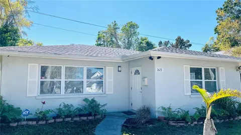 1625 Ballard Park Dr, Bradenton, FL 34205