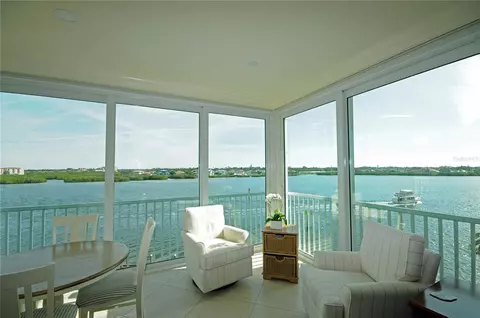 1280 Dolphin Bay Way #404, Sarasota, FL 34242