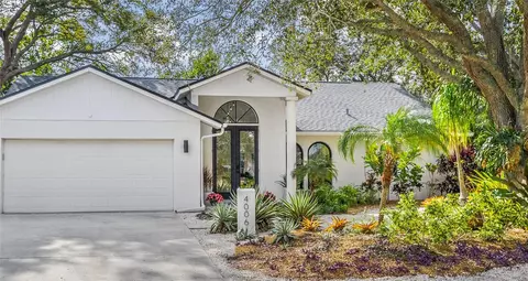 4006 Redbird Cir, Sarasota, FL 34231
