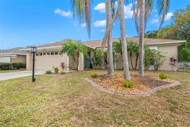 7626 37th Street Cir E, Sarasota, FL 34243
