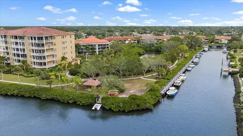 6100 Jessie Harbor Dr #403, Osprey, FL 34229