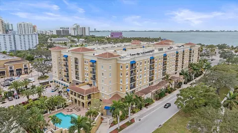 1064 N Tamiami Trl #1404, Sarasota, FL 34236