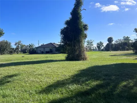 16818 Acapulco Rd, Punta Gorda, FL 33955