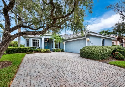 5144 Highbury Cir, Sarasota, FL 34238