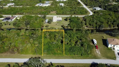 402 Rutland Cir, Port Charlotte, FL 33954