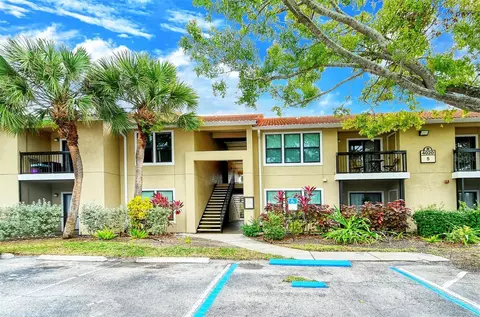 4020 Crockers Lk Blvd #522, Sarasota, FL 34238